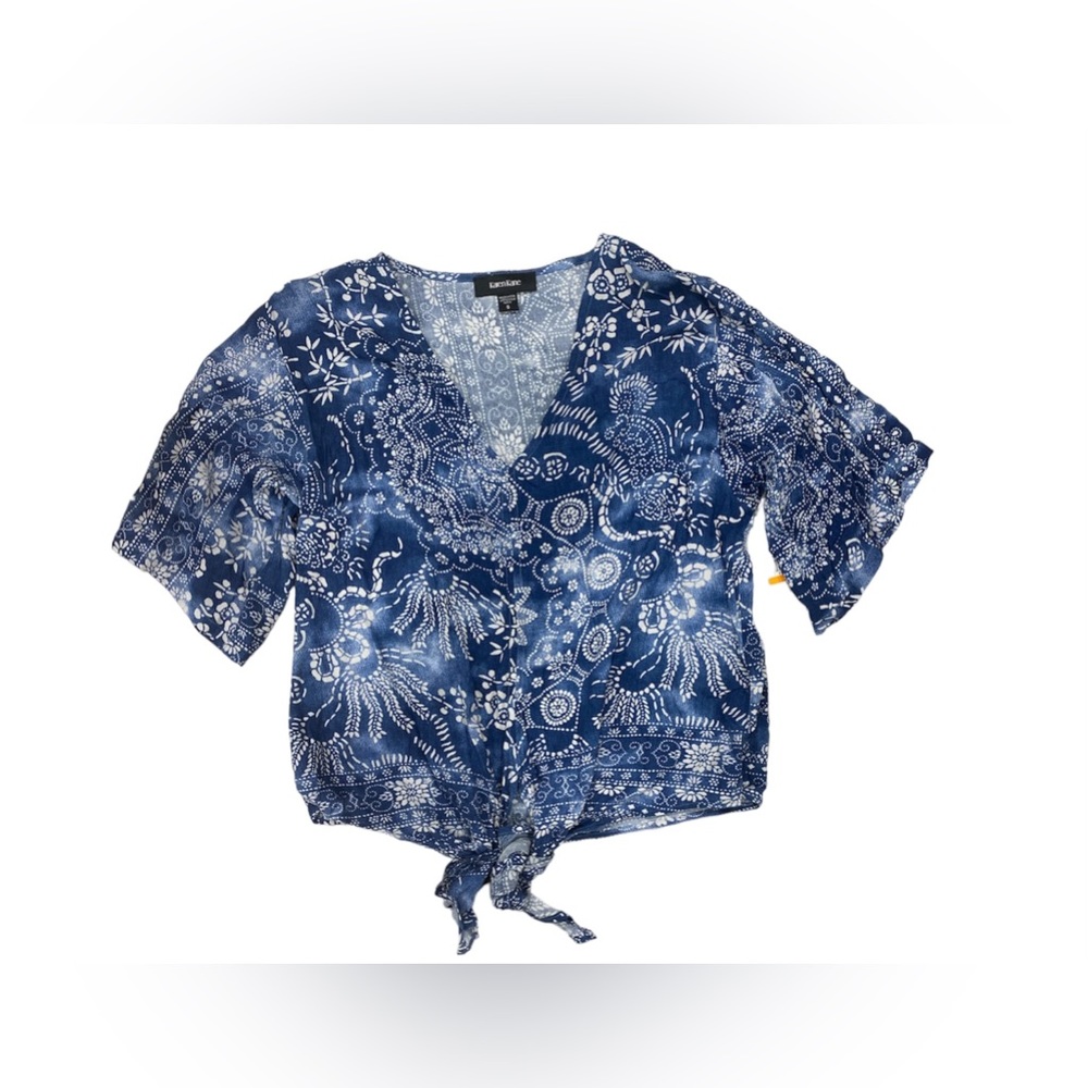 Karen Kane Tie Front Knot Top